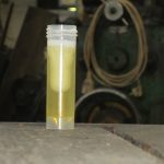 Olthof-Lubricants-test-additief-dopen-olie-mengen-geen-pfas 